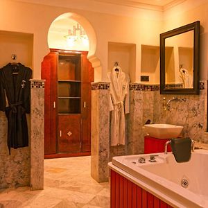 Queen Suite